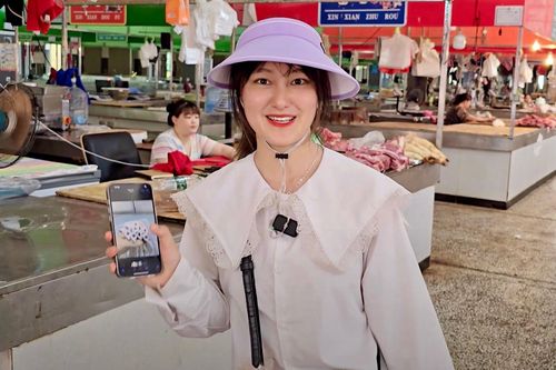 YouTuber Việt sang Trung Quốc săn lòng xe điếu, nhận phản ứng bất ngờ