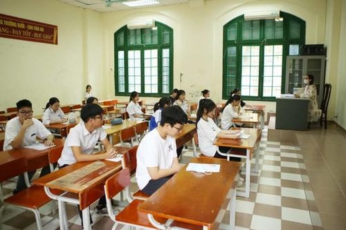 Nỗ lực củng cố kiến thức, hỗ trợ tinh thần cho học sinh lớp 9