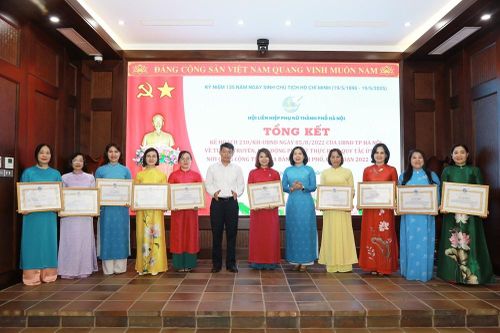 Biểu dương điển hình tiêu biểu Phụ nữ Thủ đô làm theo lời Bác