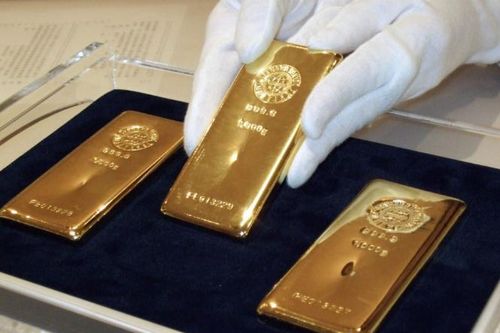 Người Nhật đổ xô mua vàng giữa lo ngại kinh tế toàn cầu suy thoái