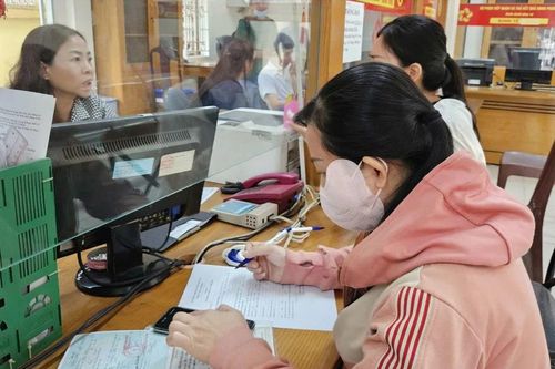 Xây dựng bộ máy hành chính tinh gọn, phục vụ người dân tốt hơn