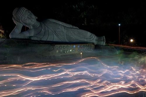Chùm ảnh: Thế giới đón mừng Đại lễ Vesak linh thiêng