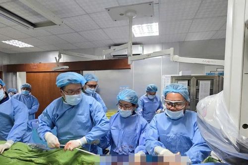 Cứu sống bệnh nhân 66 tuổi bằng kỹ thuật TAVI