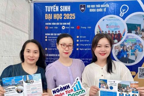 Nỗ lực xây dựng môi trường đào tạo chuẩn quốc tế