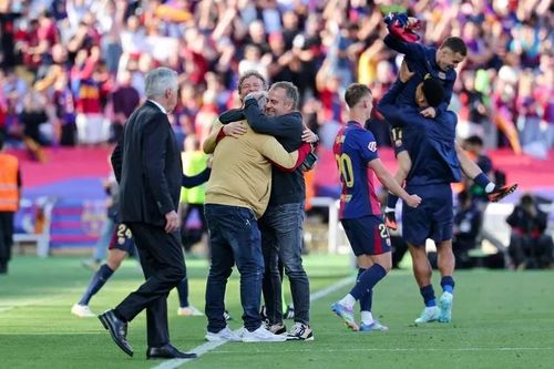 Barca phá kỷ lục ghi bàn vào lưới Real Madrid