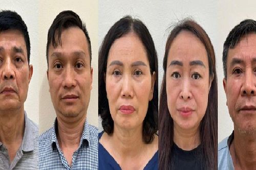 Khởi tố nguyên Cục trưởng Cục An toàn thực phẩm