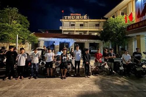 Xử lý 50 trường hợp vi phạm giao thông tại trung tâm du lịch của Quảng Bình