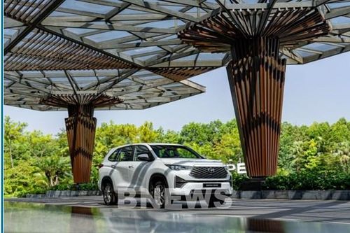 Doanh số ô tô bật tăng, phân khúc xe hybrid tăng đến 82% so với cùng kỳ