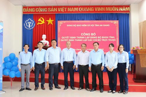 Công bố quyết định thành lập Đảng bộ Bảo hiểm Xã hội tỉnh An Giang