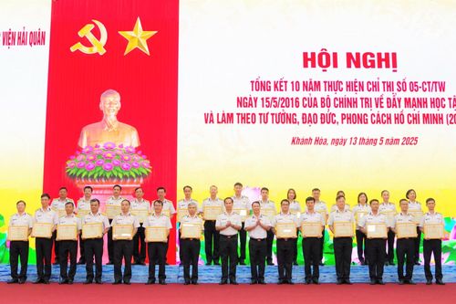 Học viện Hải quân tổng kết 10 năm thực hiện Chỉ thị số 05 của Bộ Chính trị