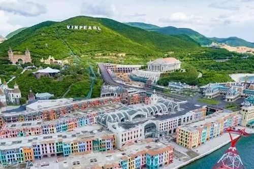 Cổ phiếu Vinpearl 'cháy hàng' ngày đầu chào sàn