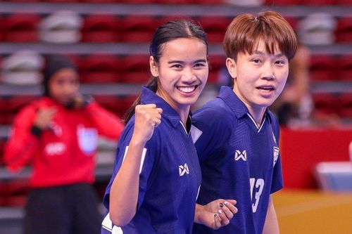 Thái Lan ở gần vé dự World Cup, Indonesia thua tan nát Trung Quốc