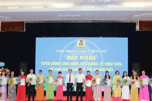182 cá nhân được tuyên dương danh hiệu 'Công nhân, điều dưỡng, kỹ thuật viên, Hộ sinh giỏi'