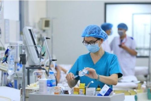 Từ 1/7, lương của chuyên gia tư vấn đấu thầu mua thuốc, thiết bị y tế… lên đến 70 triệu đồng/tháng