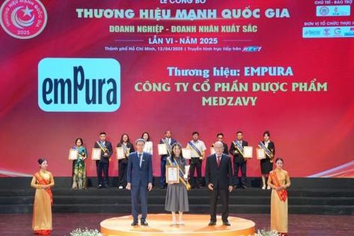 emPura của Medzavy được vinh danh tại Thương hiệu Mạnh Quốc gia năm 2025