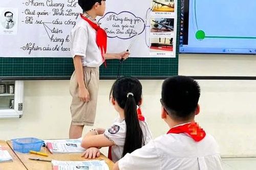 Bỏ đình chỉ học: Những ý kiến trái chiều
