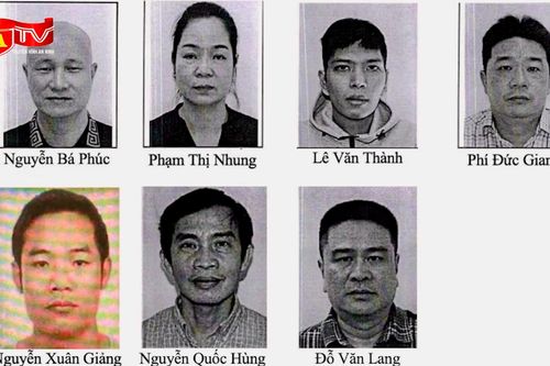 Đề nghị 11 người liên quan đến vụ 'Tổ chức đánh bạc và đánh bạc' ra trình diện
