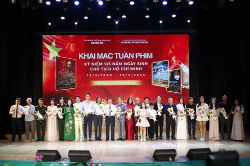 Những khung hình tri ân trên quê hương Bác