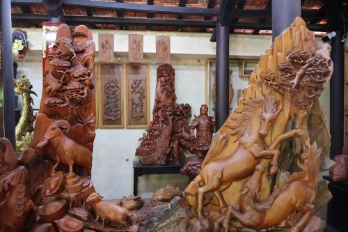 Viết tiếp câu chuyện làng mộc Đông Khương