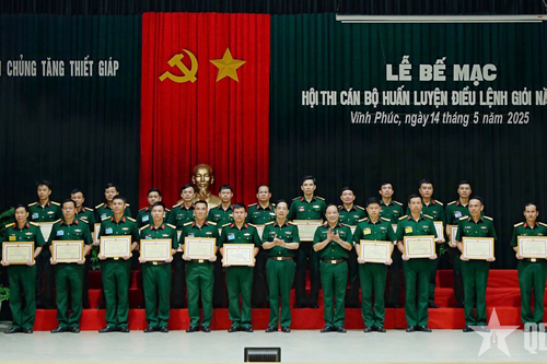 Binh chủng Tăng thiết giáp: Hội thi Cán bộ huấn luyện điều lệnh giỏi thành công tốt đẹp