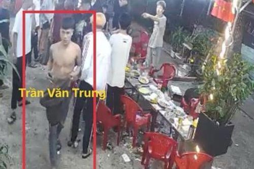 Được mời bia, bị 'ăn đòn'