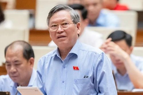 Cần có cơ chế hỗ trợ cho những nhà khoa học 'hai lúa'
