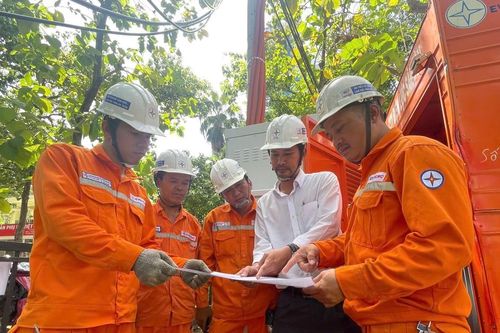 Điện lực TP.HCM cấp điện an toàn, ổn định và liên tục phục vụ đại lễ ngày 30/4