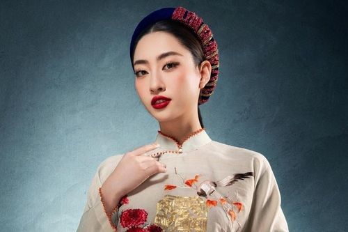 Hoa hậu Lương Thùy Linh đẹp lạnh lùng