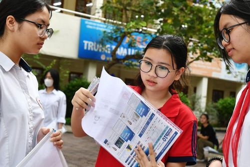 45 trường THPT công lập ở Hà Nội có tỷ lệ chọi thi lớp 10 'căng' hơn năm ngoái