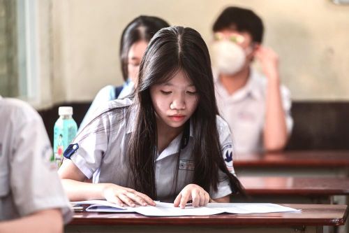 Trường ở TPHCM gây sốc vì nằm top điểm chuẩn cao nhất, có tỷ lệ chọi rất thấp