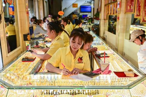 Công bố 'đường dây nóng' để quản lý sản xuất vàng trang sức mỹ nghệ