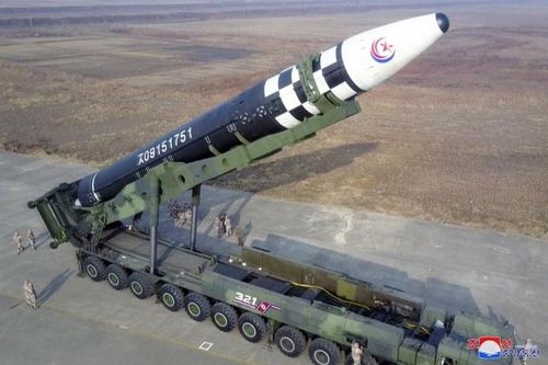 Tình báo Mỹ: Triều Tiên có thể sở hữu 50 ICBM vào năm 2035
