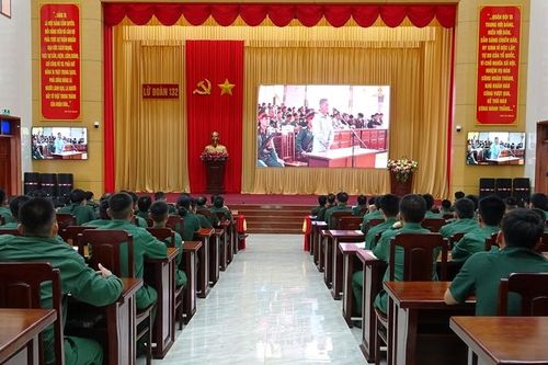Viện kiểm sát quân sự khu vực 52 tổ chức tuyên truyền pháp luật tại Tây Nguyên