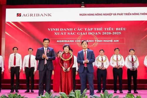 Agribank Chi nhánh tỉnh Nghệ An được vinh danh trong công tác thi đua giai đoạn 2020–2025