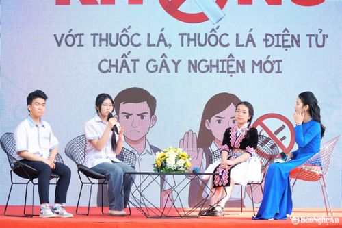 Hơn 1.000 học sinh tham gia diễn đàn 'Nói không với thuốc lá, thuốc lá điện tử, chất gây nghiện mới'