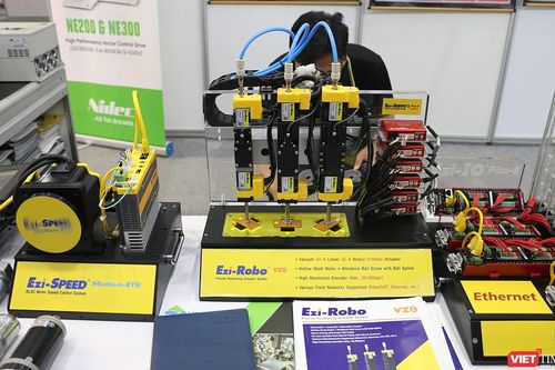 Xem những cánh tay Robot, thiết bị nhà thông minh, máy in 3D tại AT Expo 2025