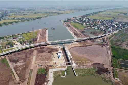 Khẩn trương hoàn tất thành lập Khu kinh tế Ninh Cơ