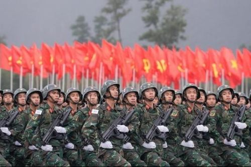 Chính sách mới với thân nhân của sĩ quan tại ngũ hy sinh