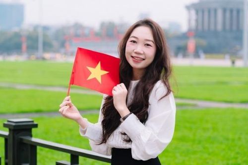 Sốt vé, săn phòng sớm vì 'concert Quốc gia' dịp 2/9