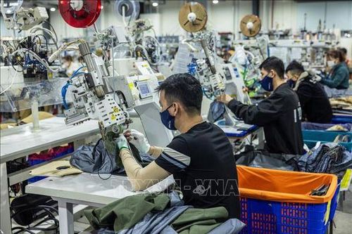 Doanh nghiệp 'hối hả' hoàn tất đơn hàng, IIP Long An tăng 15,34% sau 4 tháng