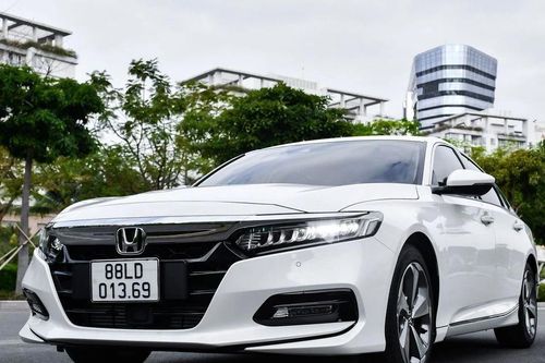 Honda Accord: Lịch lãm, tiện nghi, có giá từ 1,4 tỷ đồng
