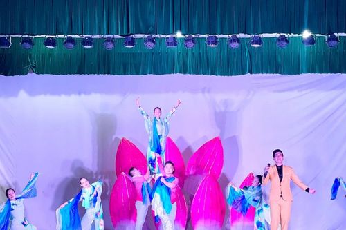 Gia Lai tổng duyệt chương trình tham gia hội diễn 'Tiếng hát Làng Sen' và triển lãm 'Hồ Chí Minh đẹp nhất tên Người'