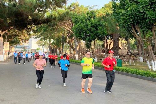 'Triệu bước chân nhân ái-Tiếp nối trang sử vàng' lan tỏa tinh thần tương thân tương ái