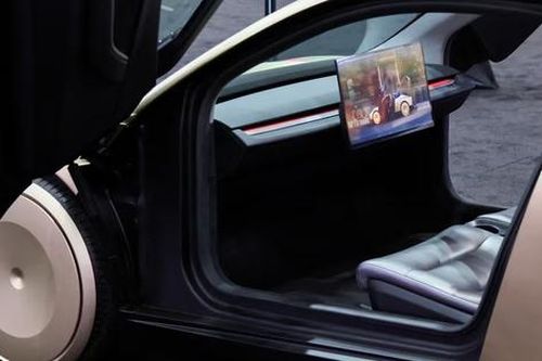 Tesla nối lại nhập khẩu linh kiện từ Trung Quốc để sản xuất xe điện tự lái, không vô lăng