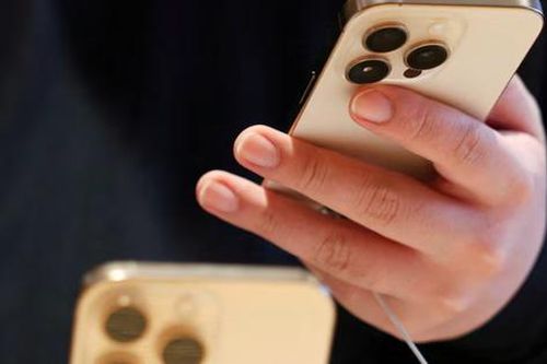 Các trang TMĐT Trung Quốc đồng loạt giảm giá 'sập sàn' iPhone 16