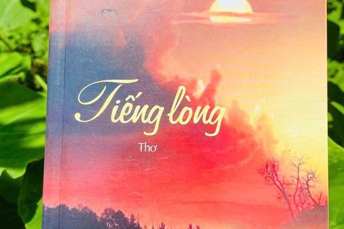 Hồi cổ trấn tư hữu: Bài thơ Hán ngữ hay của Đại tá Đào Văn Vinh