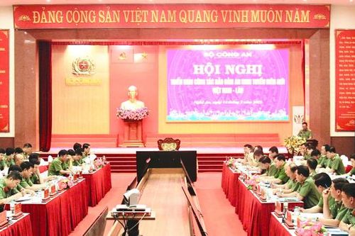 Triển khai công tác bảo đảm an ninh tuyến biên giới Việt Nam - Lào