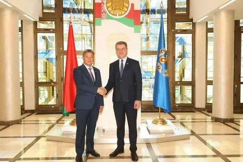 Đoàn công tác thành phố Hà Nội thăm, làm việc tại Belarus