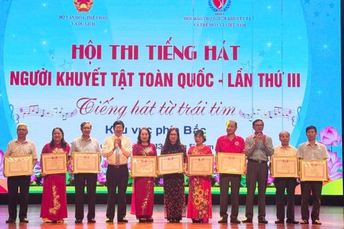 Cao Bằng giành 4 giải thưởng tại Hội thi Tiếng hát người khuyết tật khu vực miền Bắc