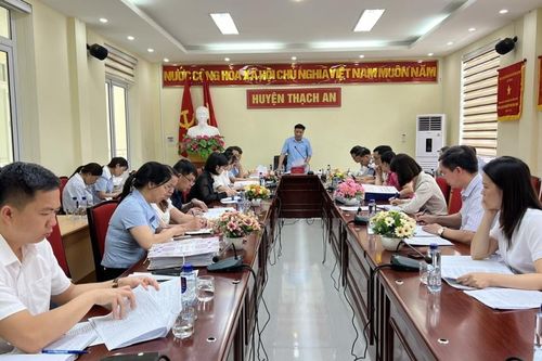 Kiểm tra việc thực hiện hỗ trợ xóa nhà tạm, nhà dột nát, công tác quản lý nhà nước về tín ngưỡng, tôn giáo tại Thạch An